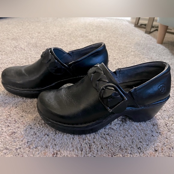 Ariat Shoes - Ariat Women’s Clogs size 8.5